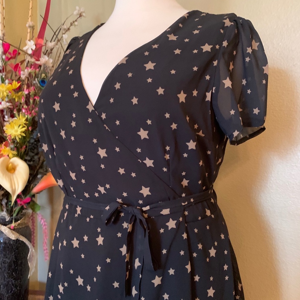 Star print wrap dress- eshakti